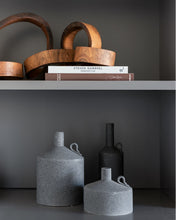 Load image into Gallery viewer, Metropolitan Vase