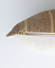 Load image into Gallery viewer, Finkley Vintage No. 3
