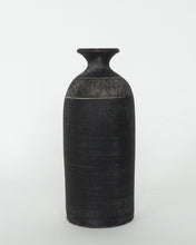 Load image into Gallery viewer, Hakan Vase
