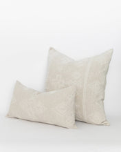Load image into Gallery viewer, Jamille Woven Pillow Cover

