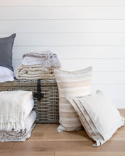 Load image into Gallery viewer, Pleated Linen Sham
